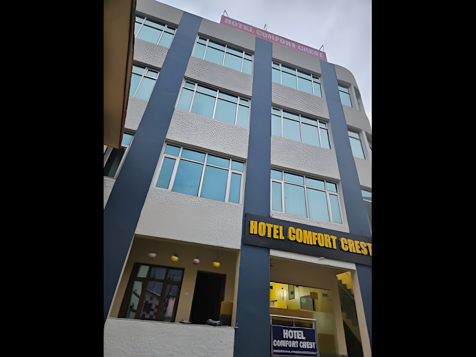 Hotel Comfort Crest exterior on the Badrinath Highway, Pipalkoti
